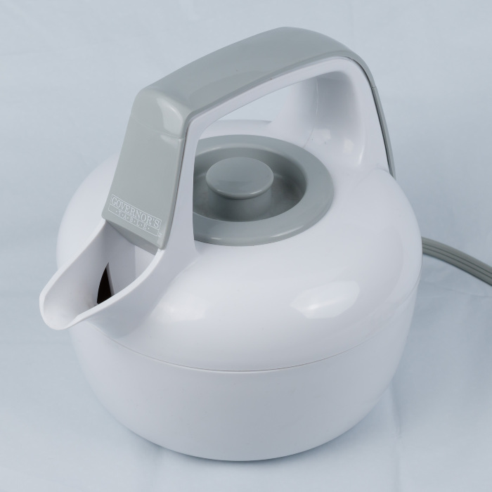 Electric Kettle and commercial packaging, instruction pamphlet